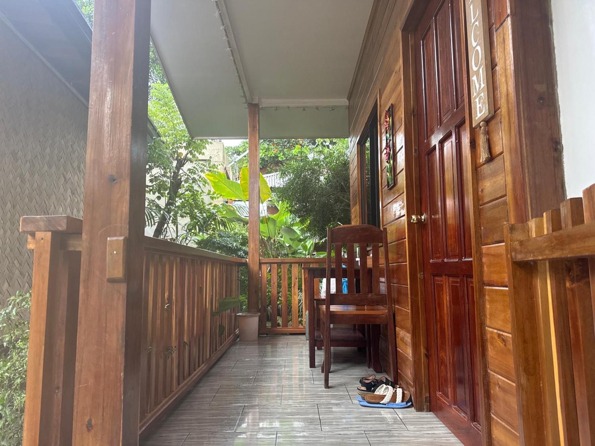 Theresa'S Pension House San Vicente  Exterior photo
